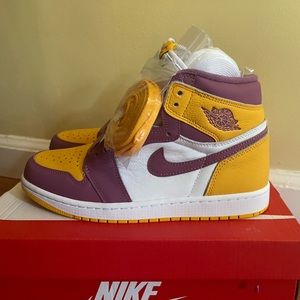 Nike Air Jordan 1 Retro High OG Brotherhood Size 8.5
